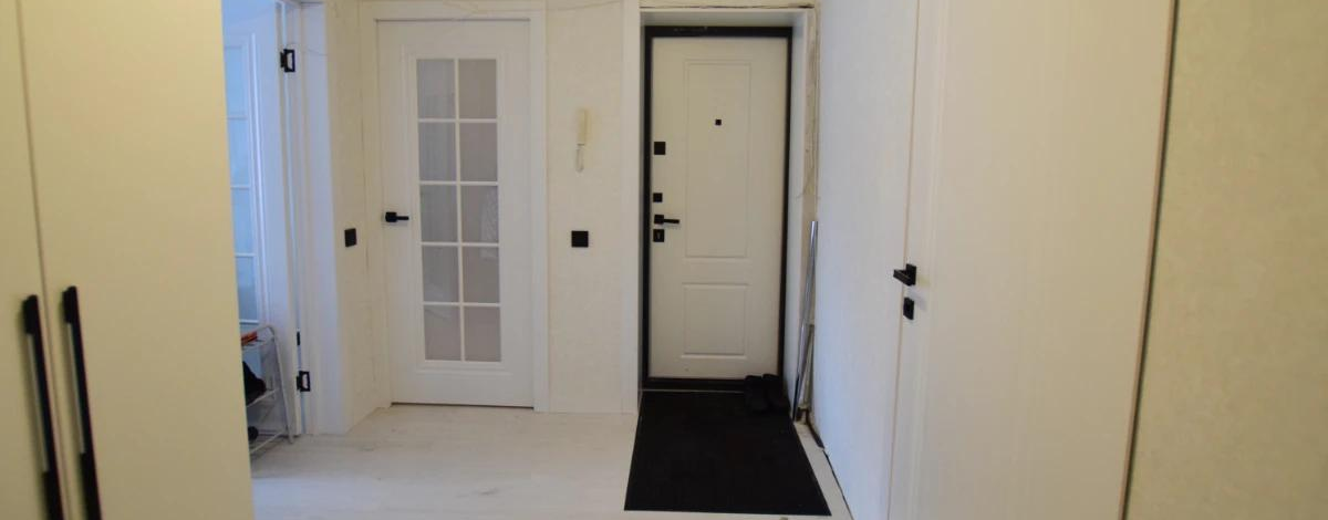 4-комнатная квартира, 76.8 м², 1/5 этаж, Жангельдина 1