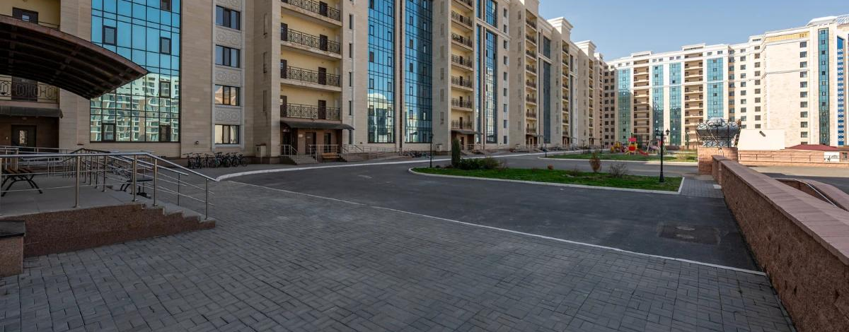 2-комнатная квартира, 67 м², 1/10 этаж, Касыма Аманжолова 24