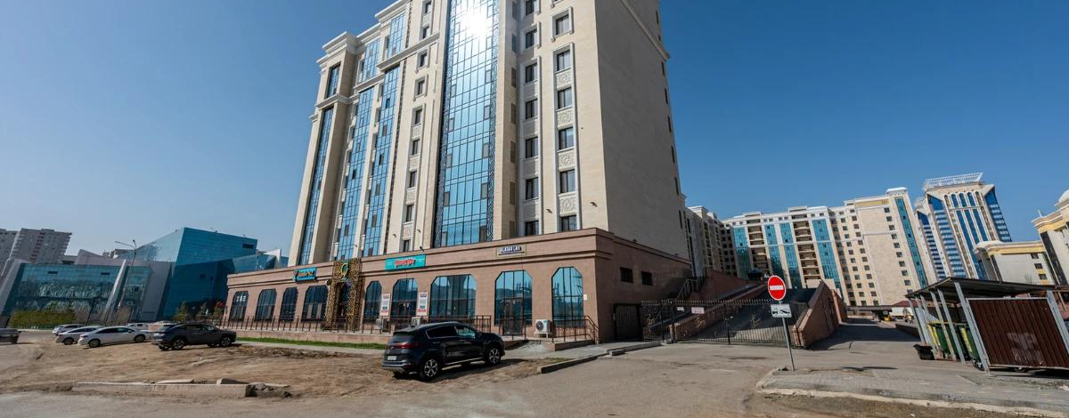 2-комнатная квартира, 67 м², 1/10 этаж, Касыма Аманжолова 24