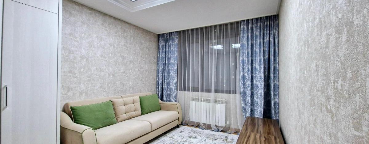 3-комнатная квартира, 95 м², 8/33 этаж, Байтурсынова