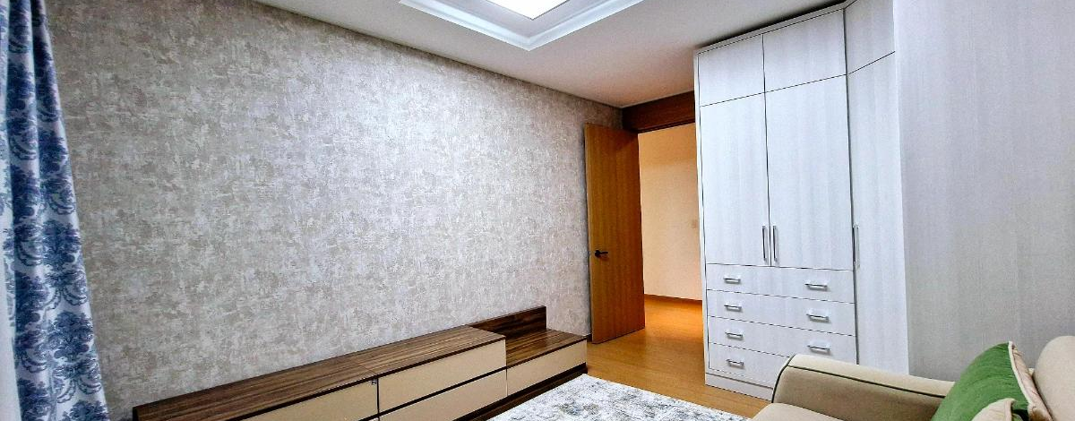 3-комнатная квартира, 95 м², 8/33 этаж, Байтурсынова