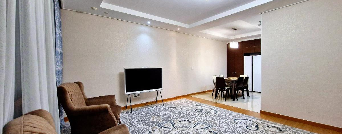 3-комнатная квартира, 95 м², 8/33 этаж, Байтурсынова