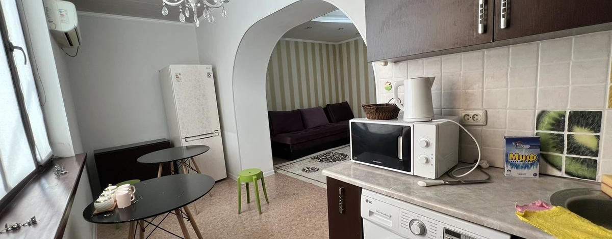 2-комнатная квартира · 56 м² · 5/5 этаж, Тыныбаева 7 — Кунаева