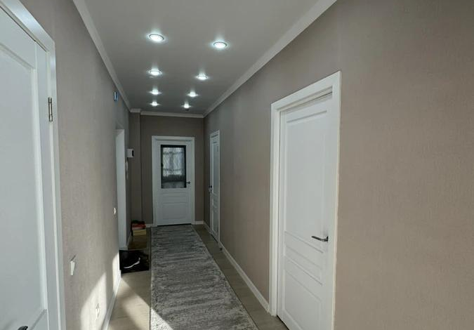 2-комнатная квартира, 80.2 м², 4/12 этаж, Кабанбай батыра 40