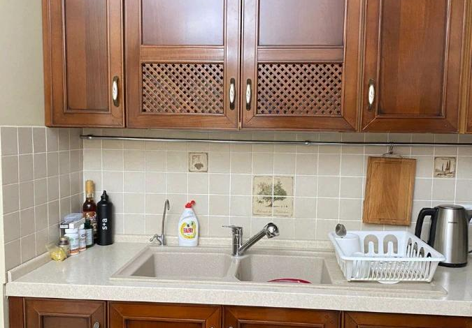 4-комнатная квартира, 204 м², 3/4 этаж, Кабанбай Батыра 13