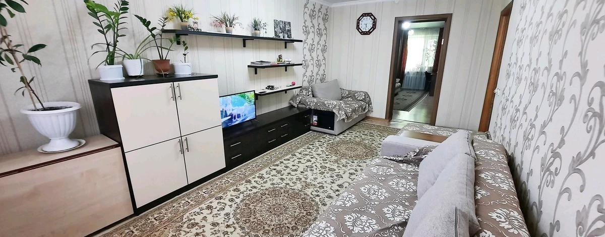 3-комнатная квартира, 60 м², 2/5 этаж, Петрова 12