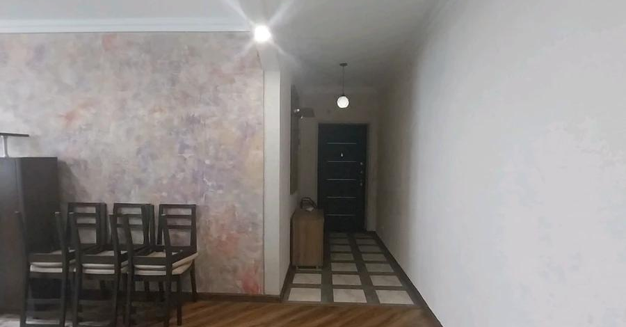 3-комнатная квартира, 85 м², 4/9 этаж, Момышулы 2/6