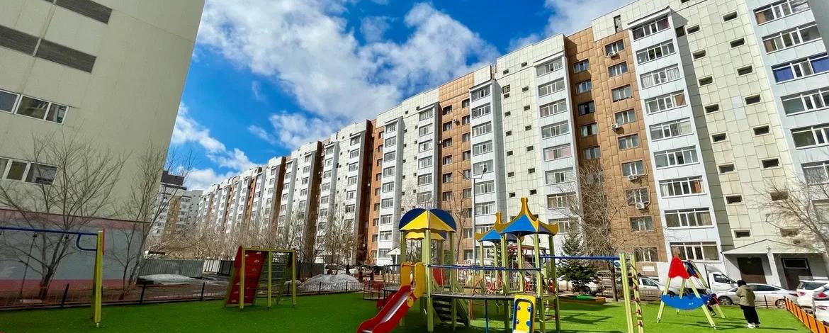 3-комнатная квартира, 96 м², 2/9 этаж, Момышулы 4