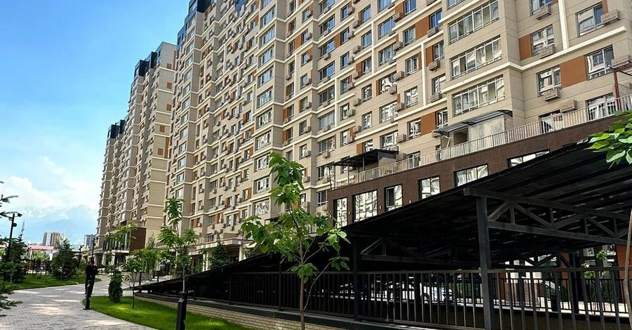 2-комнатная квартира, 56.1 м², 14/16 этаж, Жандосова 94А — 20 линия