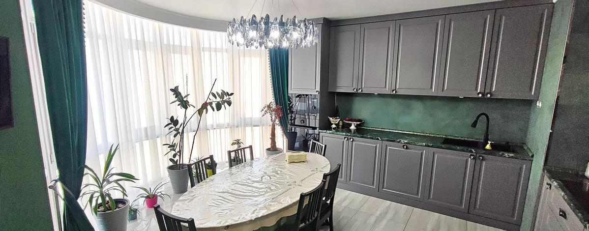 5-комнатная квартира · 170.9 м² · 14/15 этаж, Масанчи 98а — Абая