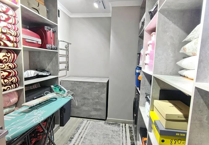 5-комнатная квартира · 170.9 м² · 14/15 этаж, Масанчи 98а — Абая