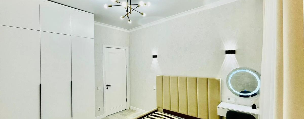 3-комнатная квартира, 90 м², 15/15 этаж, Нажимеденова 22