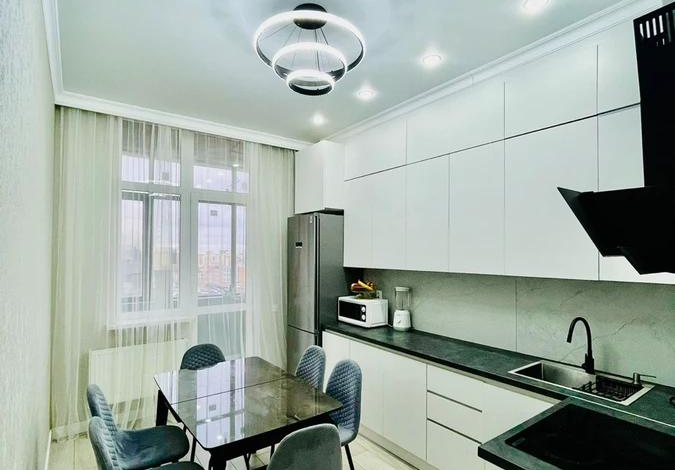 3-комнатная квартира, 90 м², 15/15 этаж, Нажимеденова 22