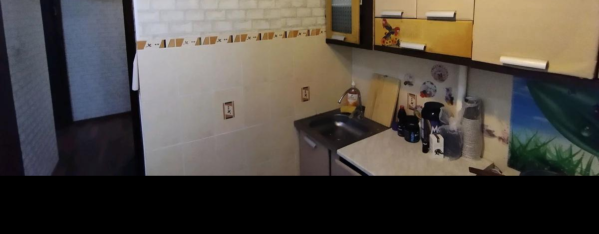 2-комнатная квартира · 45 м² · 1/5 этаж, Салтанат 9