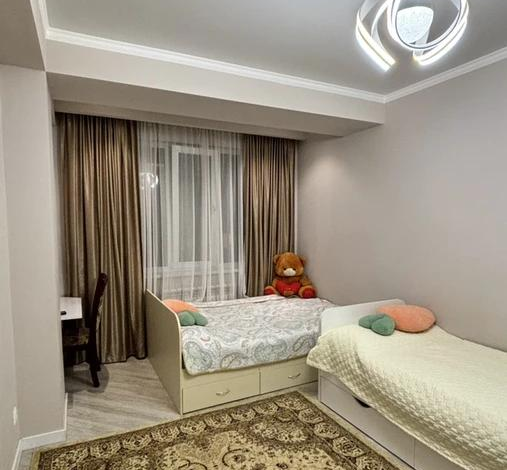 3-комнатная квартира, 76 м², 5/6 этаж, Жунисова 10 к18