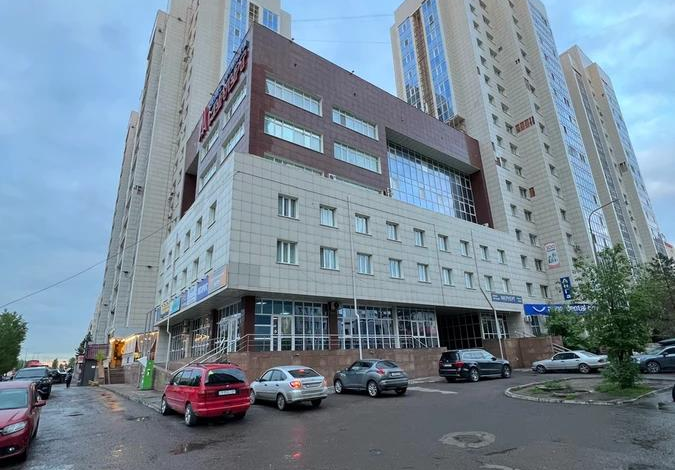 3-комнатная квартира, 93 м², 9/16 этаж, Б. Момышулы 12