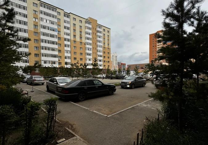 2-комнатная квартира, 64 м², 7/9 этаж, Айнаколь 62