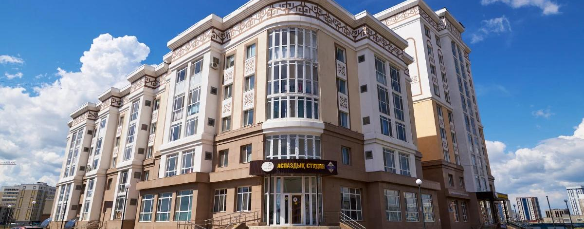 3-комнатная квартира, 77.2 м², 1/5 этаж, Чингиза Айтматова 41Б