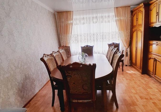 4-комнатная квартира · 97 м² · 4/4 этаж, Ермака 13/1 — Обл.больница