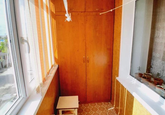4-комнатная квартира · 97 м² · 4/4 этаж, Ермака 13/1 — Обл.больница