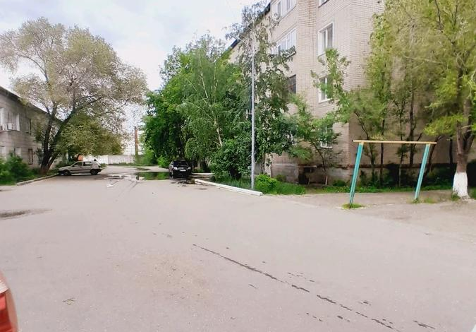 4-комнатная квартира · 97 м² · 4/4 этаж, Ермака 13/1 — Обл.больница