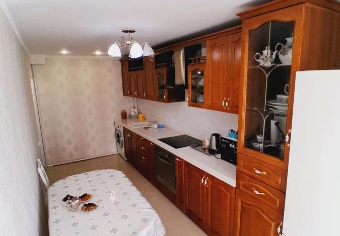 4-комнатная квартира · 97 м² · 4/4 этаж, Ермака 13/1 — Обл.больница