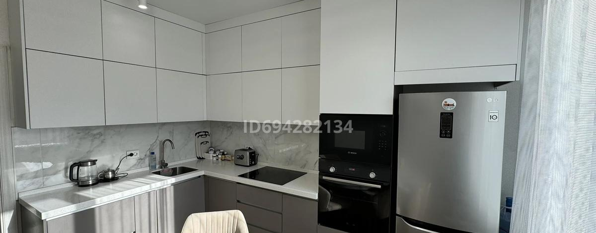 3-комнатная квартира, 84 м², 4/19 этаж, К. Аманжолова 28/2 — А.Байтурсынова