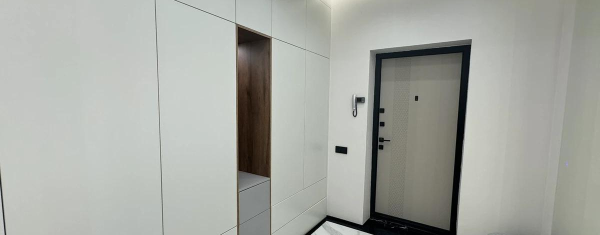 4-комнатная квартира, 176.1 м², 3/6 этаж, Кыз Жибек 38