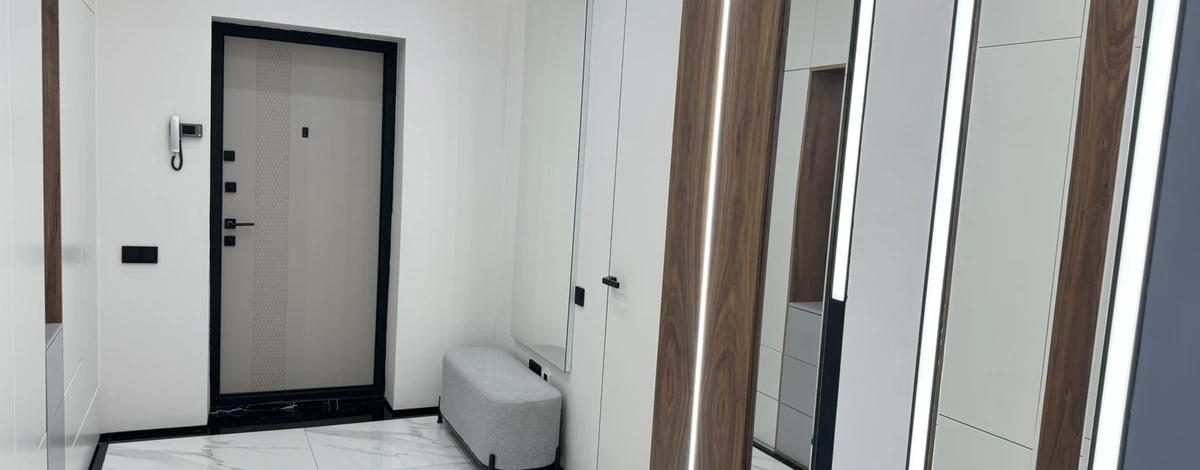 4-комнатная квартира, 176.1 м², 3/6 этаж, Кыз Жибек 38