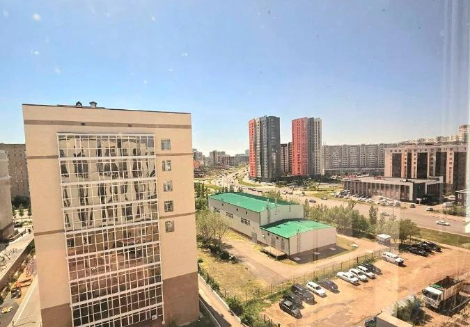 1-комнатная квартира, 40.48 м², 9/10 этаж, Айнакол 66/1