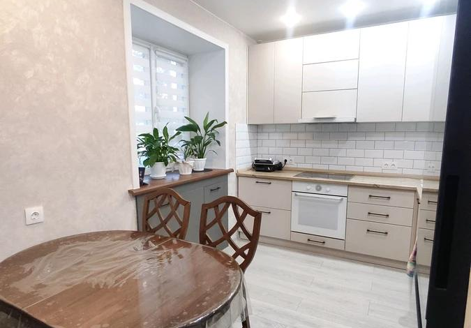 3-комнатная квартира · 80 м² · 2/5 этаж, Нурмагамбетова 40