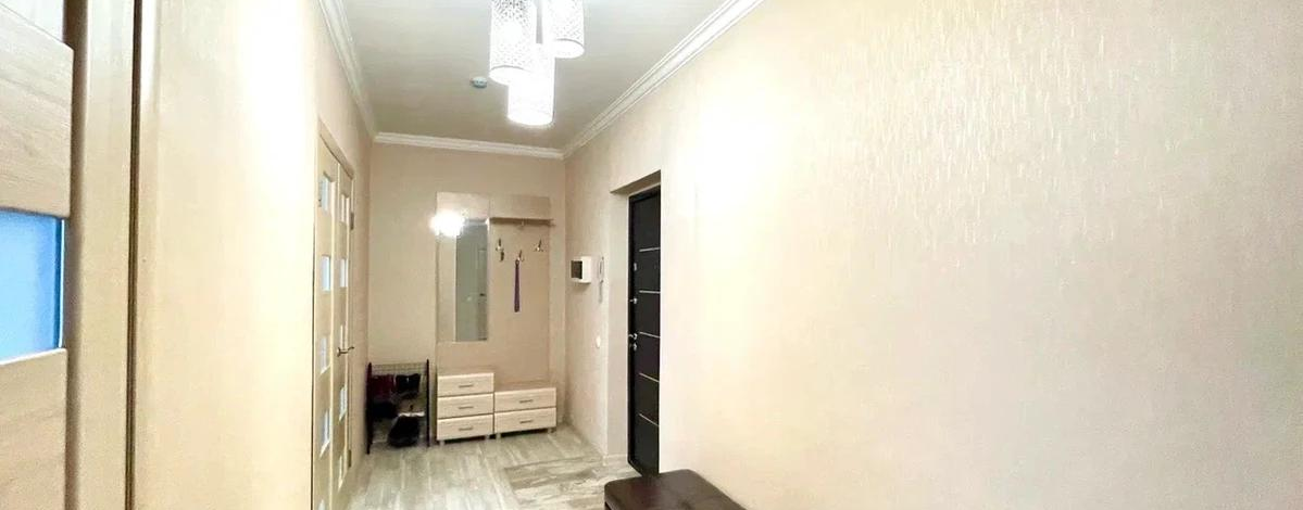 3-комнатная квартира, 80 м², 2/11 этаж, Сыганак 14