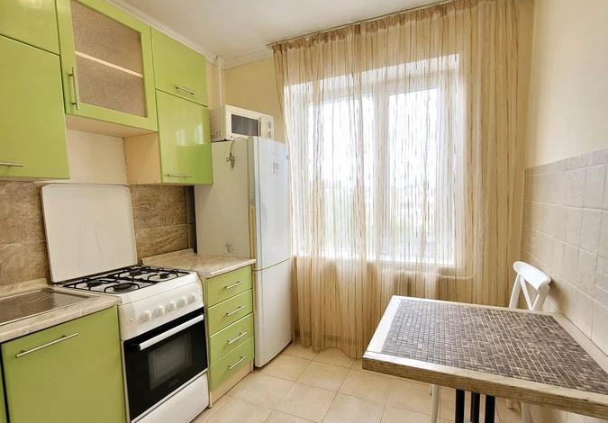 1-комнатная квартира, 30 м², 4/5 этаж, Петрова 1