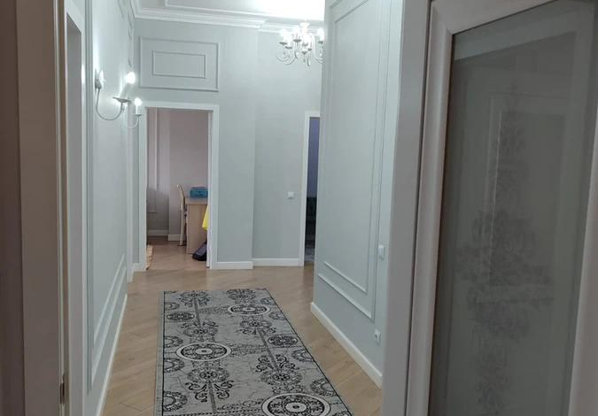 3-комнатная квартира, 103 м², 6/6 этаж, Нажимеденова 16е