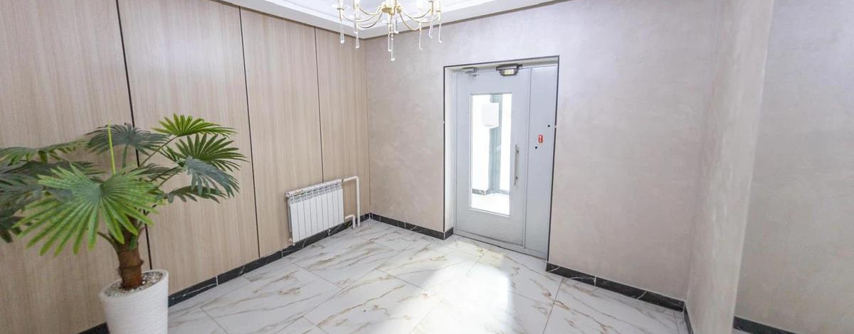 3-комнатная квартира, 90 м², 8/10 этаж, Бокейхана 25a