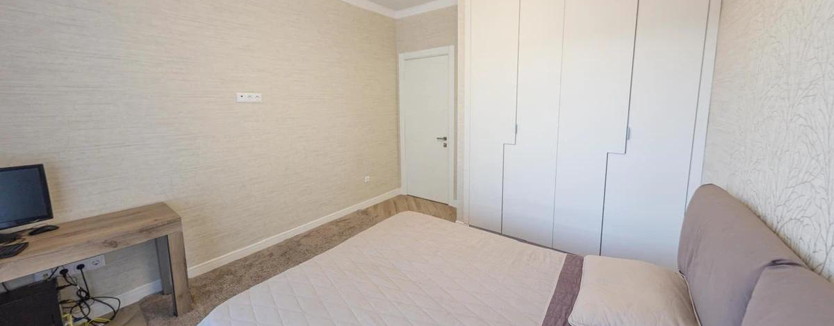 3-комнатная квартира, 90 м², 8/10 этаж, Бокейхана 25a