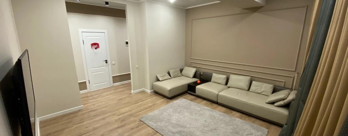 3-комнатная квартира, 80 м², 2/13 этаж, Ади Шарипова