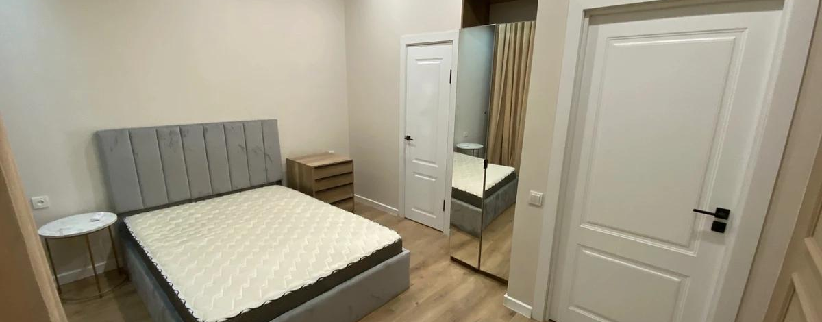 3-комнатная квартира, 80 м², 2/13 этаж, Ади Шарипова