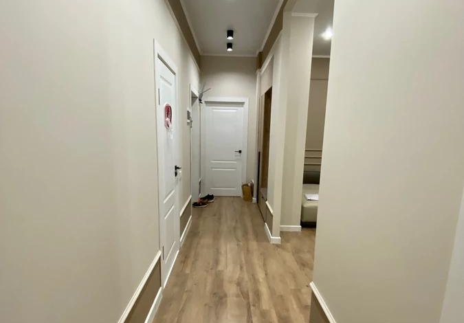 3-комнатная квартира, 80 м², 2/13 этаж, Ади Шарипова