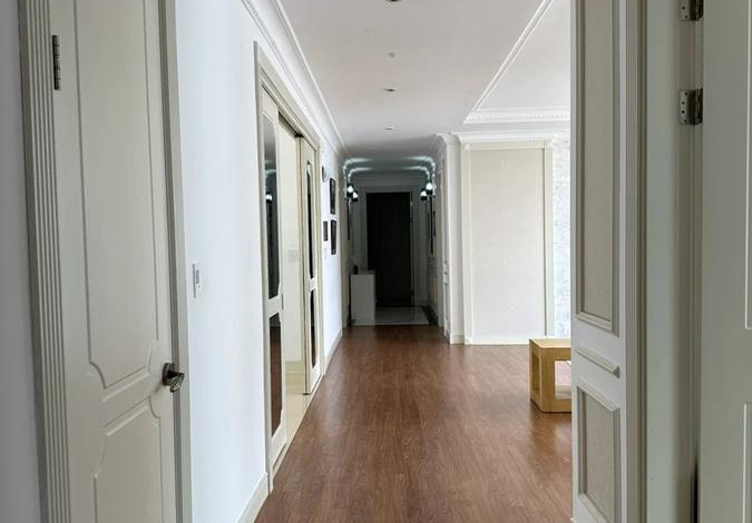 5-комнатная квартира, 250 м², Кошкарбаева 8