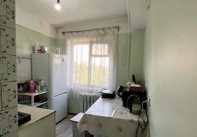 4-комнатная квартира · 60 м² · 5/5 этаж, Беспалова 49