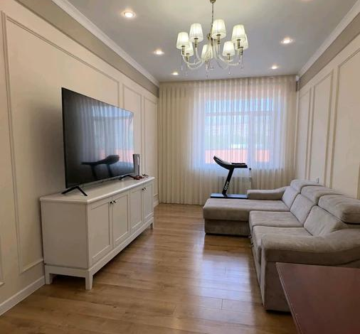 3-комнатная квартира · 95 м² · 1/4 этаж, теплова 1/6