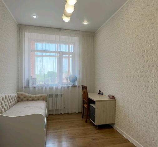 3-комнатная квартира · 95 м² · 1/4 этаж, теплова 1/6