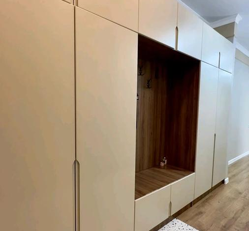 3-комнатная квартира · 95 м² · 1/4 этаж, теплова 1/6