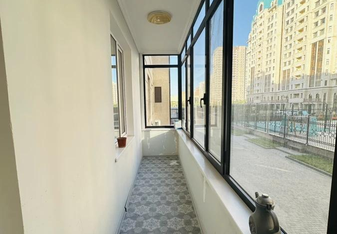 1-комнатная квартира, 40 м², 2/10 этаж, Тауелсыздык 33/1