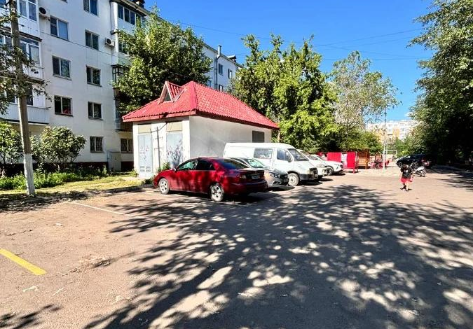 2-комнатная квартира, 43 м², 3/5 этаж, Габдуллина 4/1