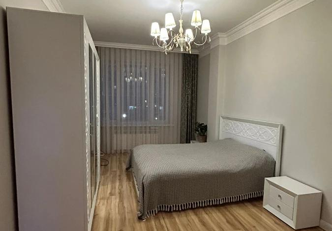 3-комнатная квартира, 108 м², 2/12 этаж, Туркестан 18/1