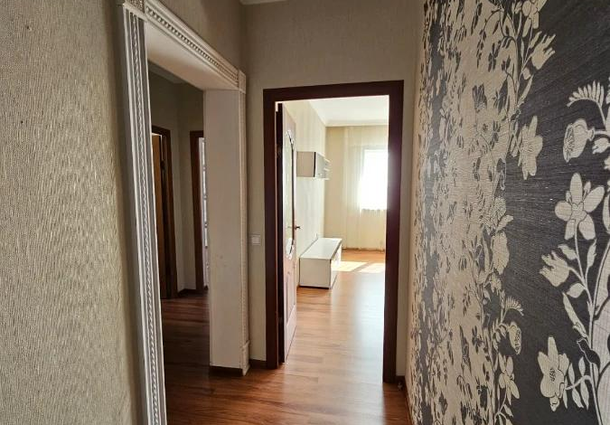 3-комнатная квартира, 79.3 м², 18/19 этаж, Б. Момышулы 17/2
