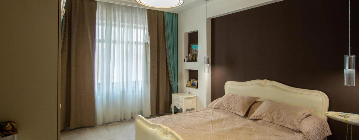 4-комнатная квартира, 230 м², 3/8 этаж, Мангилик Ел 27