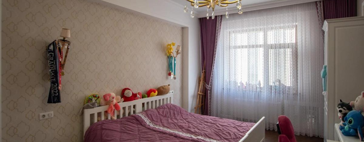 4-комнатная квартира, 230 м², 3/8 этаж, Мангилик Ел 27